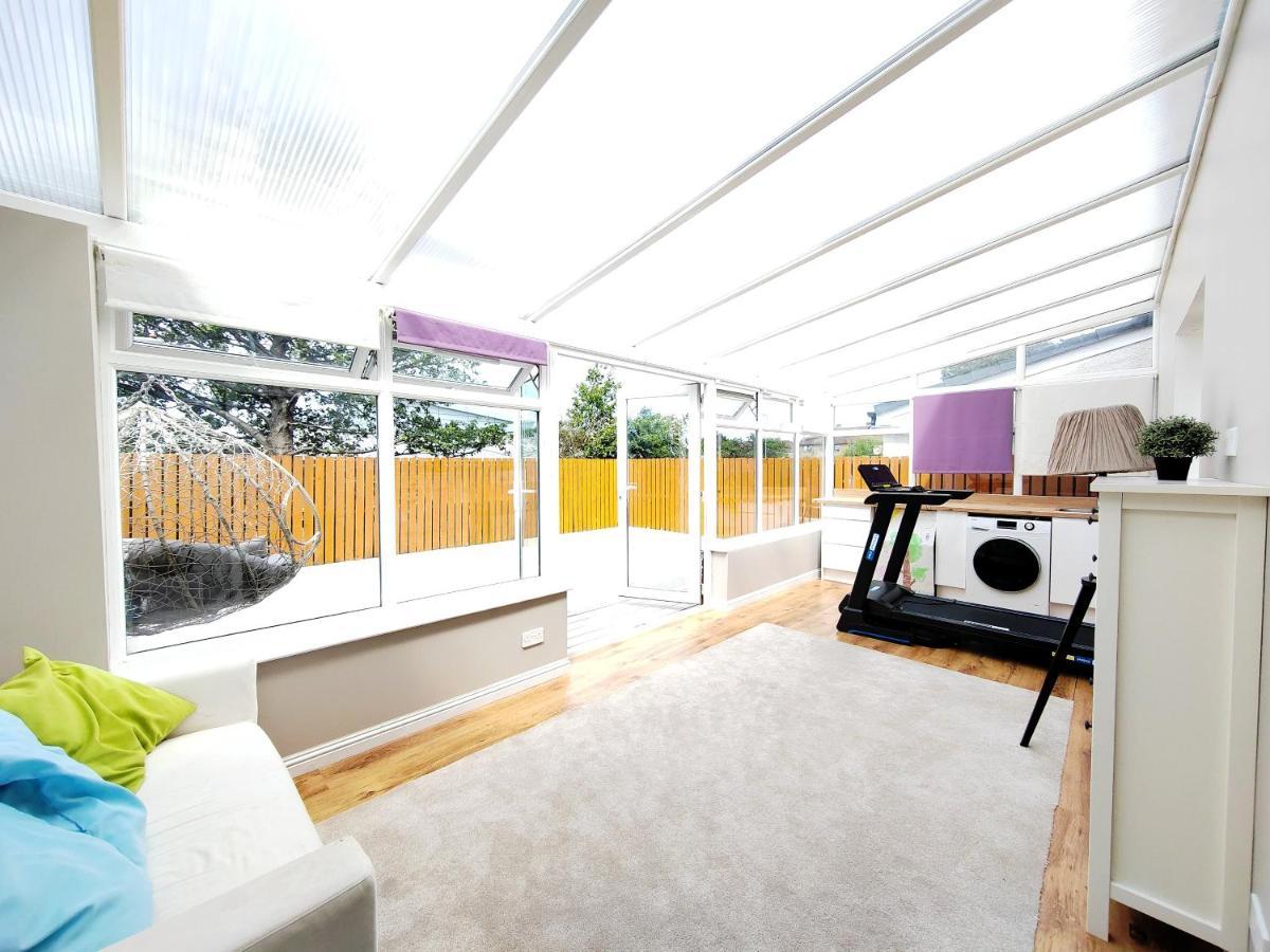 Modern And Spacious Double&King Bedrooms Both With Private Bathrooms เอดินบะระ ภายนอก รูปภาพ